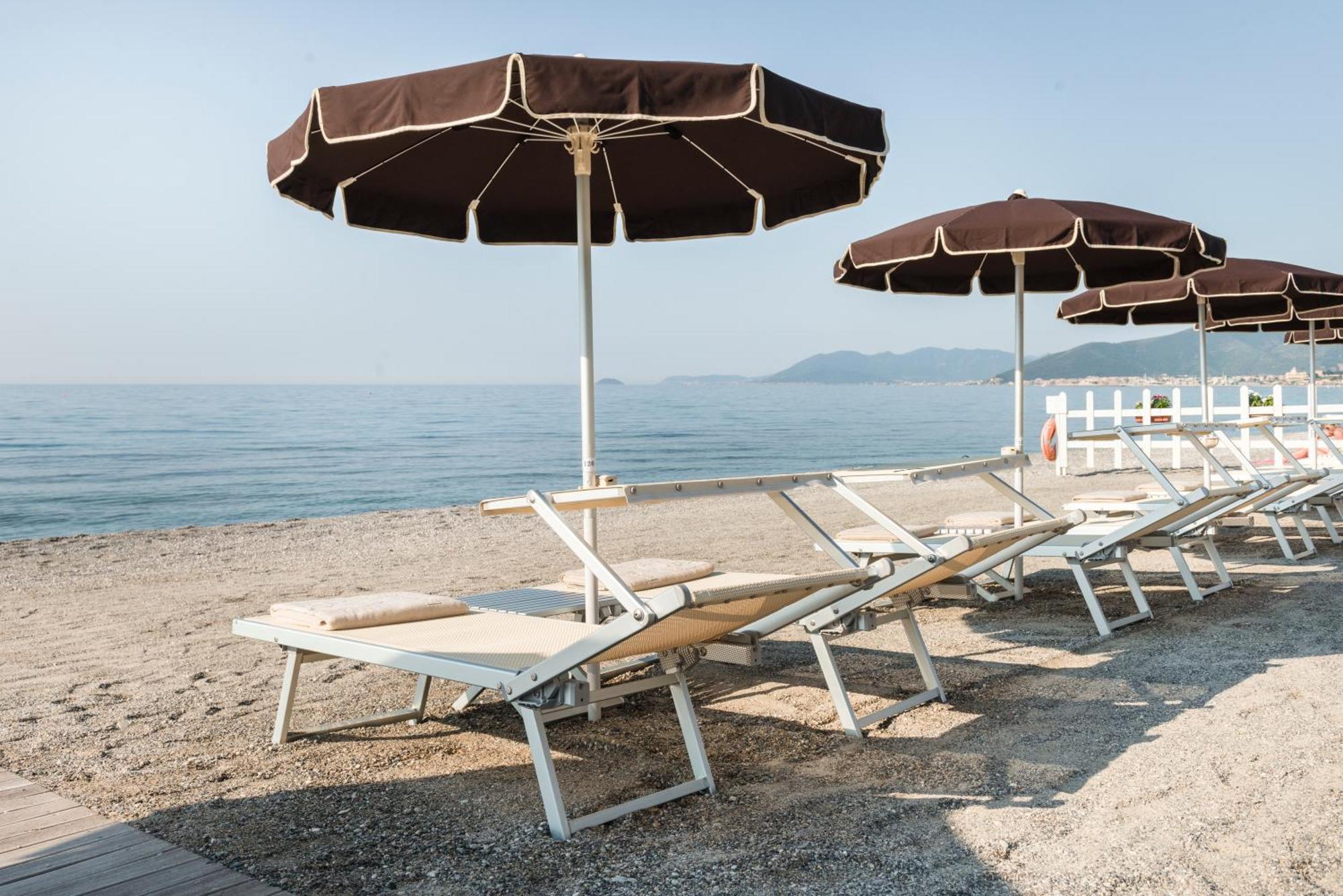 Grand Hotel Pietra Ligure Dış mekan fotoğraf